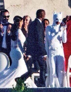 DondaTimes's tweet photo. Throwback to Jaden Smith wearing a white Batman suit at Kanye &amp; Kim’s wedding ceremony (2014) https://t.co/fNevCPqzh7