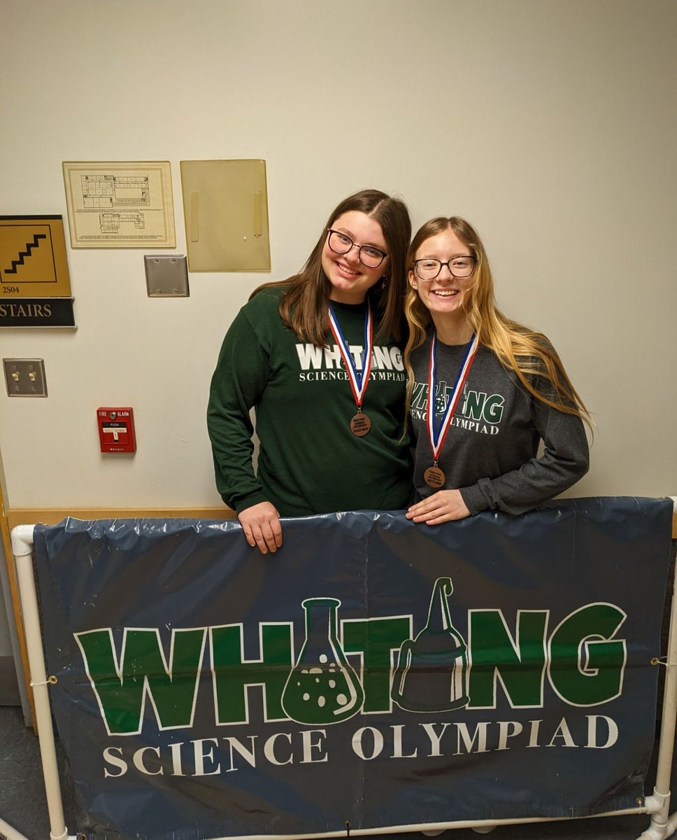 westonbria's tweet photo. One last time with our very special medals from @sciolydan :) https://t.co/7eOTL2wbHO