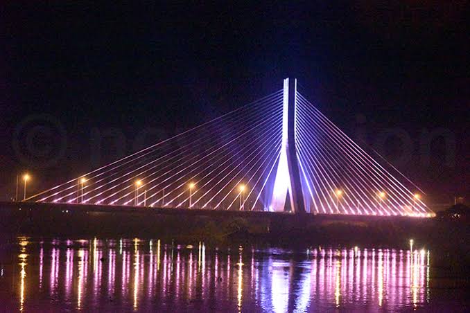 jelonelmedia's tweet photo. @PurdueToobah Jinja Nile bridge and Isimba dam bridge found in Uganda https://t.co/qsahimMn9S