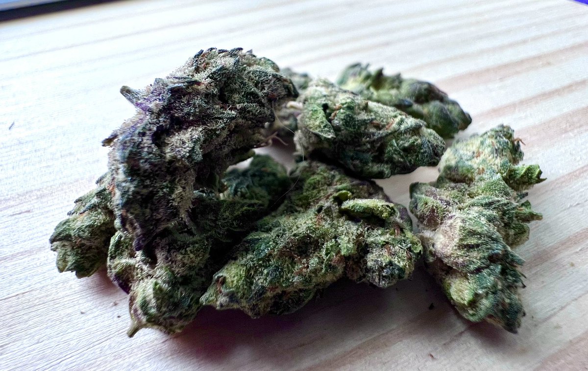DL_MMJ's tweet photo. #Slapz #Cannabis #Review #DL #Dillonsliketrylife #Mmemberville https://t.co/twUl2fKyeN