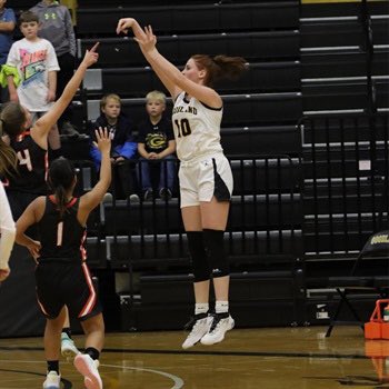S/O to future Tiger <a href="/WeeterTalexa/">Talexa Weeter</a> who scored 20, 32, and 31 points in her 3 state tournament games to lead Goodland to their 2nd straight 3A state basketball championship! #Winner #DefendtheFort