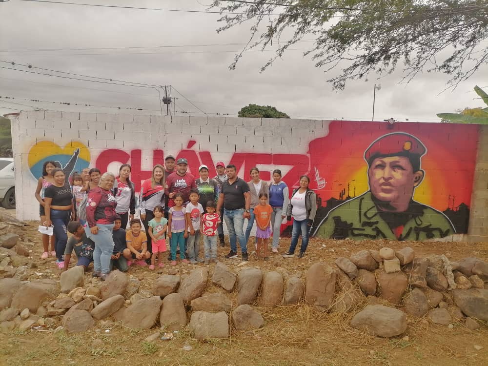 Jornada Muralista ratificó el compromiso de seguir el legado de Chávez en Iribarren
bit.ly/3FjtjIt 
 

#ChávezDelMundo