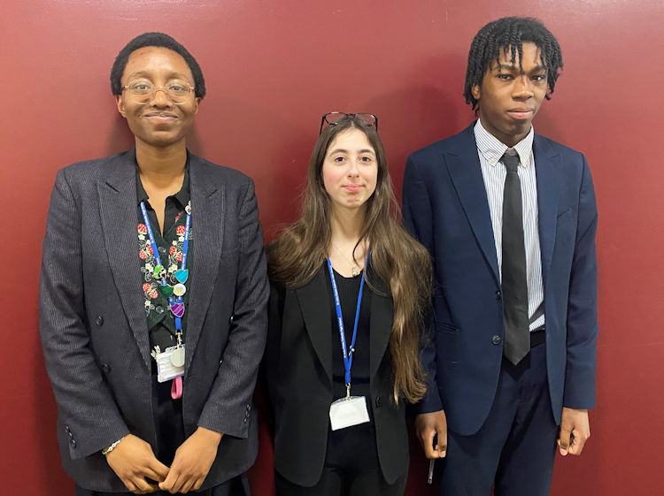 RCEastAnglia's tweet photo. Students at St John Fisher Catholic High School in Peterborough have been involved in @CitizensUK  since its inception, putting Catholic Social Teaching into practice in the process, reports Natalie Reay, Head of Sixth Form at the school. @sjfpeterborough 
https://t.co/e4Me9NB9i5 https://t.co/kNzn2umFxM