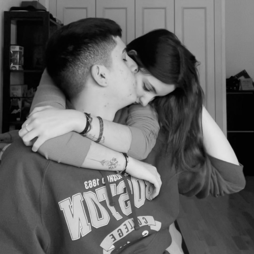 andreachavero18's tweet photo. Le quiero mucho💙 https://t.co/l3bvVp6BCN