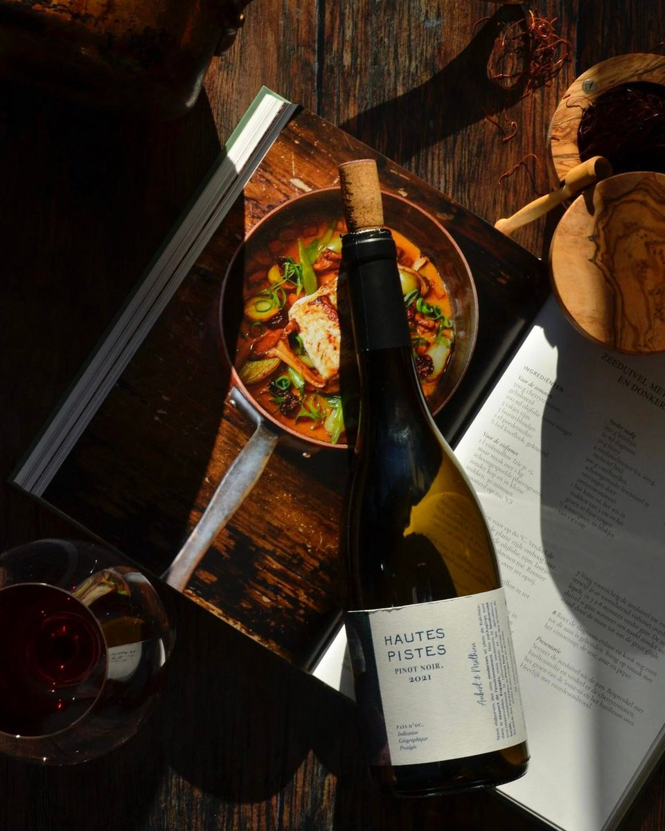 Let's talk #PinotNoir &amp; #PaysdOcIGP ! 🍷🇫🇷  
Looking for a timeless, fresh and elegant red to sip on a relaxing night in or pair your favorite dishes? Tips over here 👇
dutchwineapprentice.com/wine-regions-g…
📸 Dutch Wine Apprentice