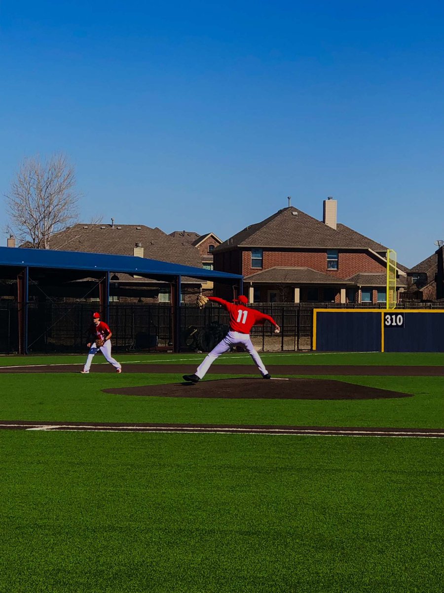 Drew67557695's tweet photo. Committed‼️@PlainsmenBB @MrCoach310 @ELK_Baseball  @CCraw11 @BurlesonSports @Gosset41 @FWGatorball @jeremydr4 @JoelSantos2871 Go Plainsmen !🔵🟡 https://t.co/P7pOVxXKw4