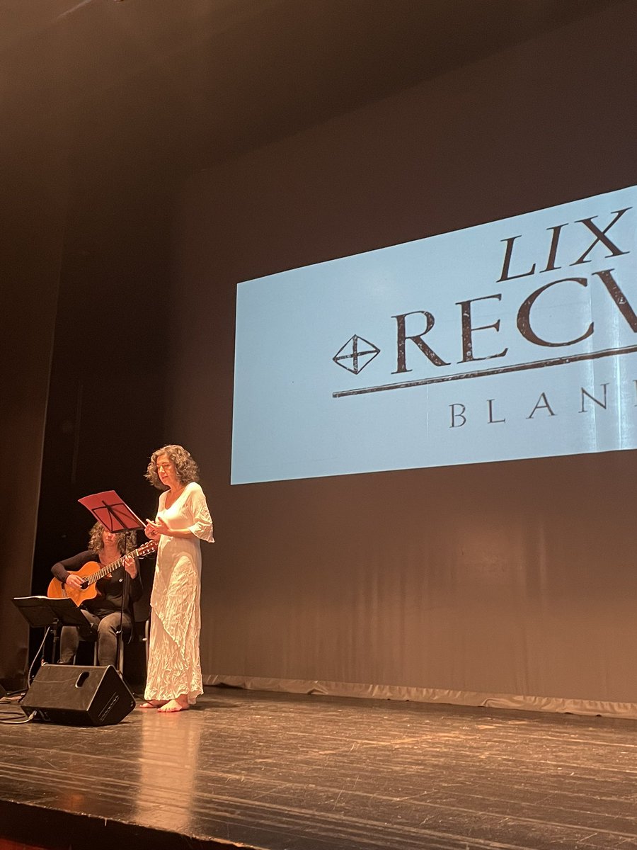 MAntoniaBatlle's tweet photo. Avui he assistit a la 59a edició dels Premis #Recvll a #blanes, defensa i promoció de la nostra llengua i la nostra cultura.
Camí dels seus seixanta anys, moltes Felicitats !!! https://t.co/TQrE5UJS7X