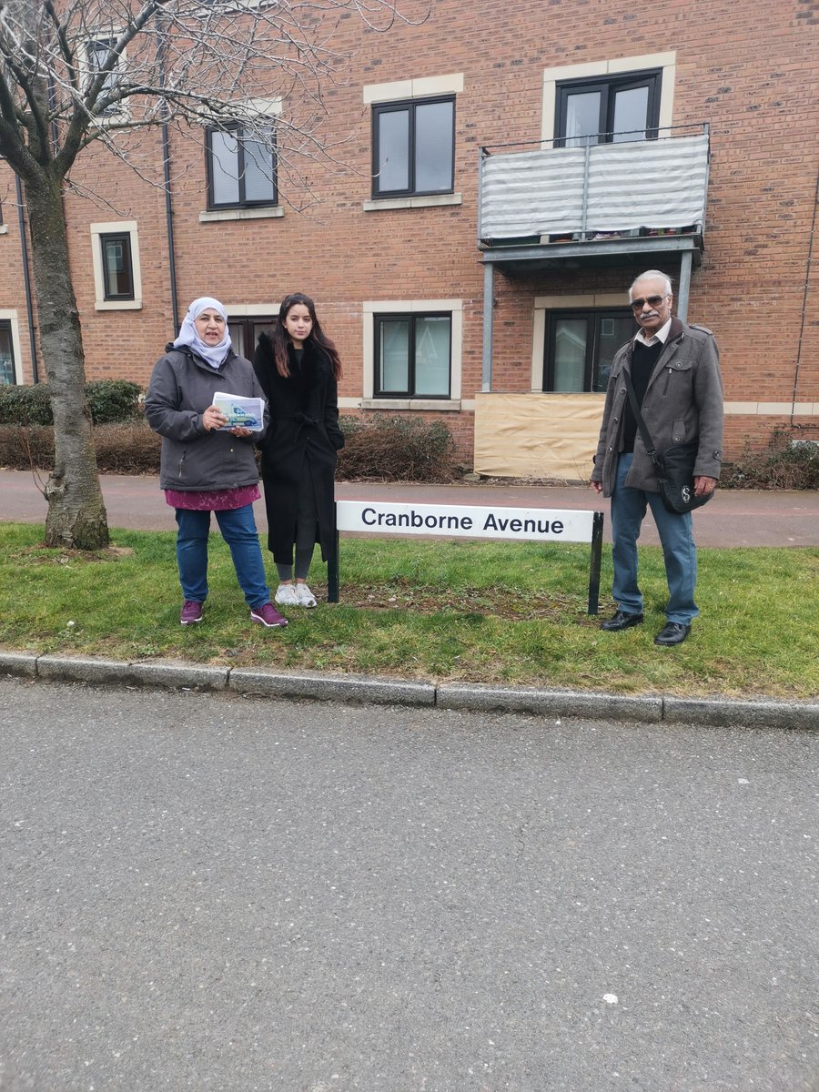 Great talking to residents in Westcroft Milton Keynes, today about local issue affecting them. Thank you to Callum, Suresh and Zara for all your help and support!!!