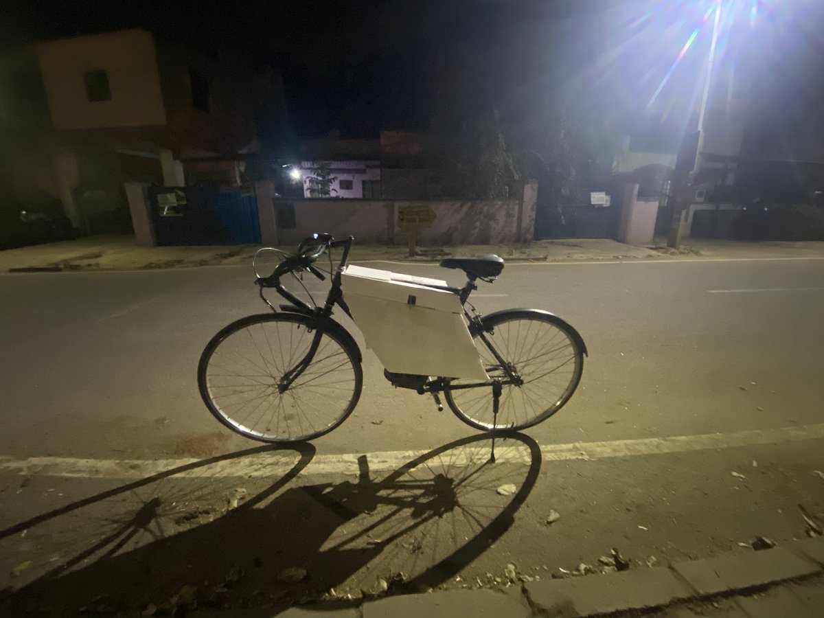 jasraj_paik's tweet photo. Finally there!! Close to the completion of the Electric bike! 
#ElectricVehicles #ev #automobile #designthinking #ride #product #innovation #design #electronics https://t.co/ImZbU4gmLB