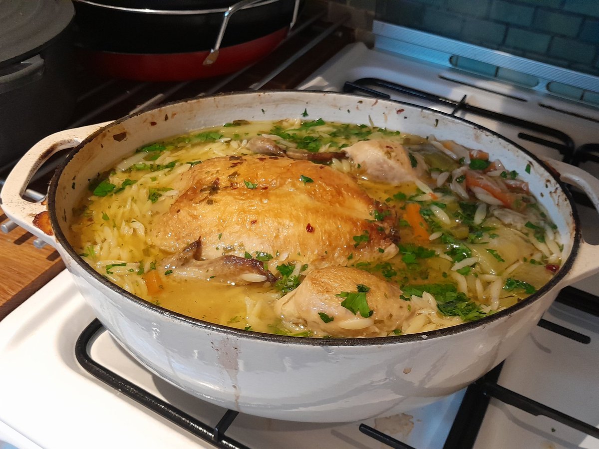 fitsmallpackage's tweet photo. @swampy_kiwi @Nigella_Lawson Same! Made this tonight, first Sunday back after a trip to run the Tokyo Marathon last week. Lush! https://t.co/9o4FPjYAi9