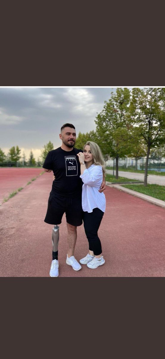 alitilkici38's tweet photo. Kerpiç evlerin yüreği çelikten evlatlarıyız biz
Merhametimiz milletimizedir
Şiddetimiz vatan hainlerinedir
Aziz milletimizin huzuru Vatanın bölünmez bütünlüğü için can veren kahramanların mesleki güvencesi yok
Bu kahramanlardan daha mağdur olan hiçbir kesim yok
Kahramanlarınızı üzmeyin
Onlar Para mal Mülk makam istemiyorlar 
Görevlerini daha profesyonel yapabilmek için mesleki güvence istiyorlar
Haketmedimi Kahramanlar
Geçici işci haketti sözleşmeli memur haketti Vekil imam Müezzin haketti
Kahramanlar haketmedimi
Kadroyu alamadan Cennete giden yiğitlerimiz var
Vebal var!
@RTErdogan 
@dijital 

#UzmanÇavuşlarTorbaYasaya
#UzmanÇavuşlarMilletinGönlünde
#UzmanÇavuşlarDevletinEmrinde