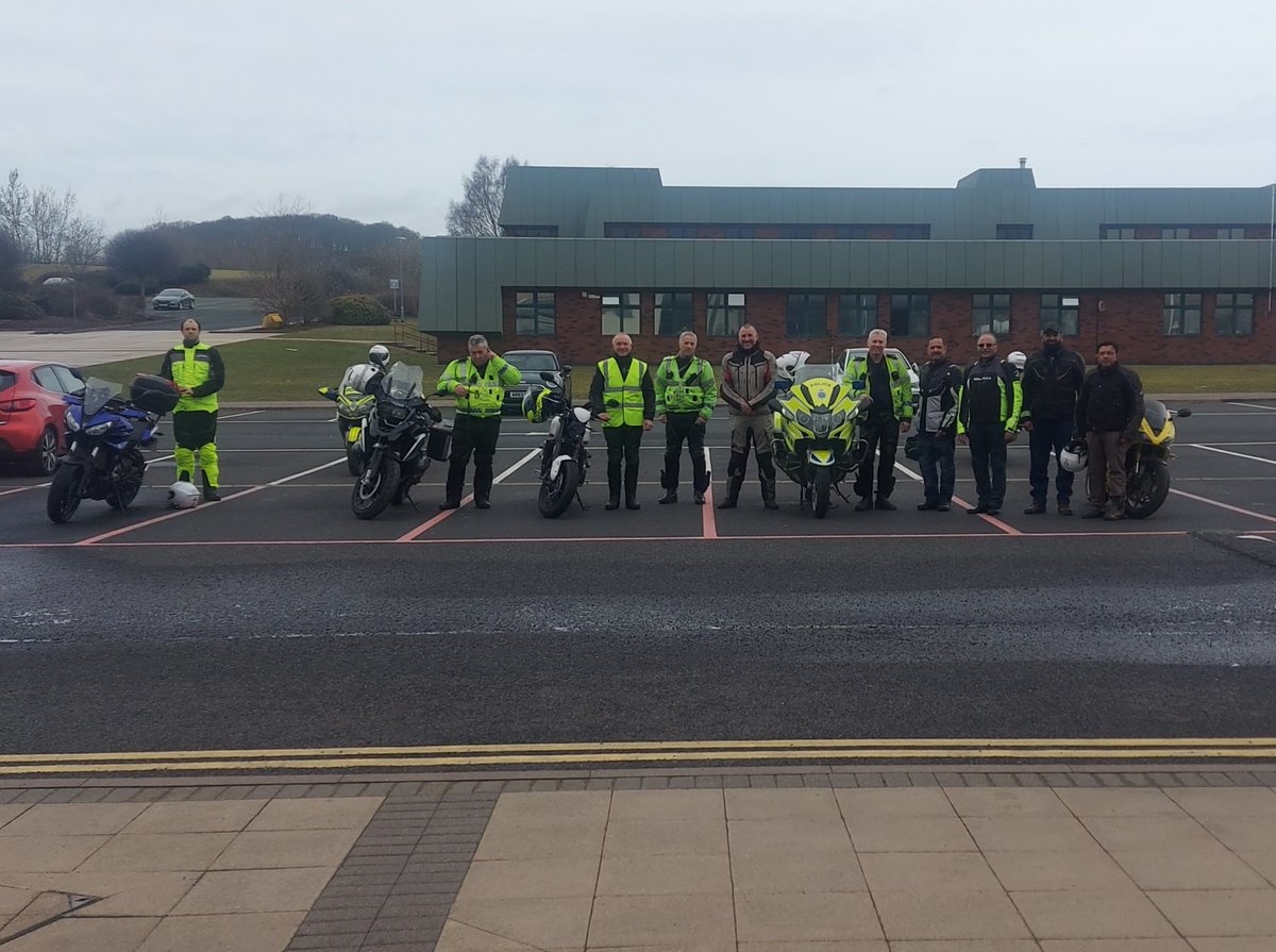 StaffsRoadHarm's tweet photo. First @BikeSafeUK for Staffordshire today.  Thankfully the weather had improved from last week. Inputs from @DocBike_Staffs and #Bikesense from @SkilledBiker.
Great ride out this afternoon from the 8 participants. All improved through the day. https://t.co/15Wu59A7kb