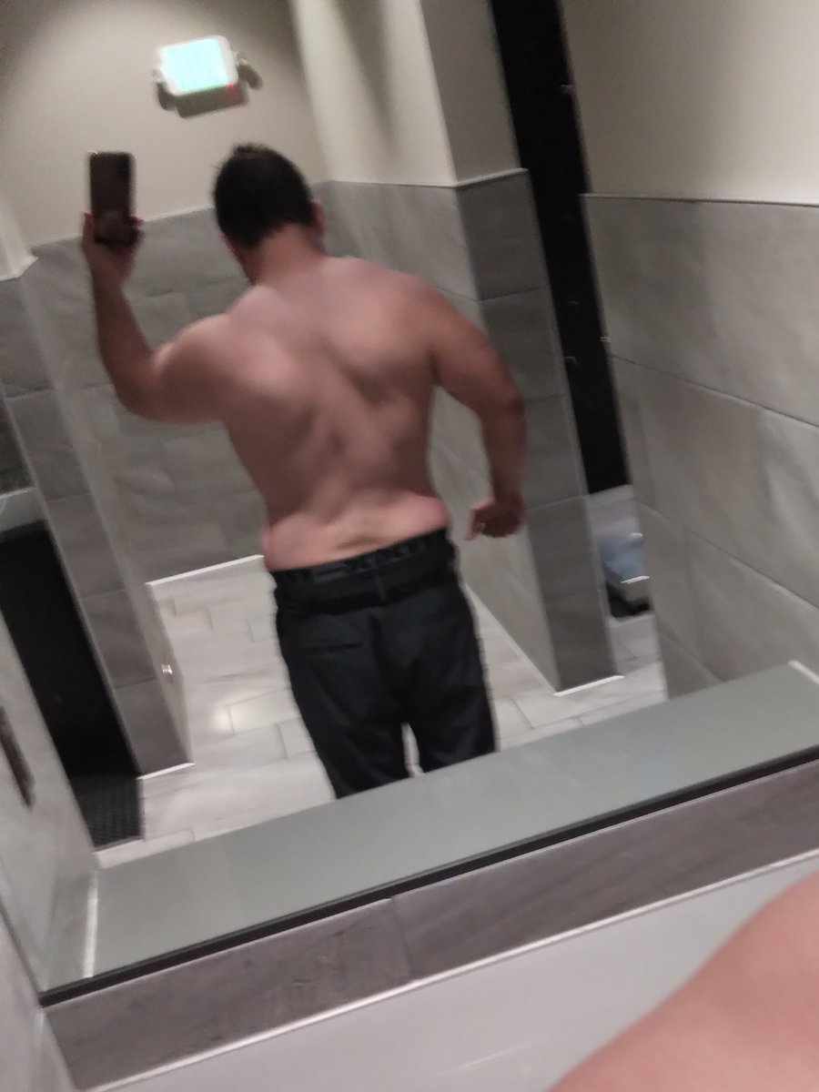 KMcCalister0186's tweet photo. You can choose to rot and dwell in your own prison or escape captivity and create your own freedom, whether it be mentally, physically or spiritually.

#makeamericaliftagain #makebodybuildinggreatagain #makeamericamasculineagain #Redcon1 #redcon1tieroperator #bodybuilding https://t.co/1ePRkZ3TTZ