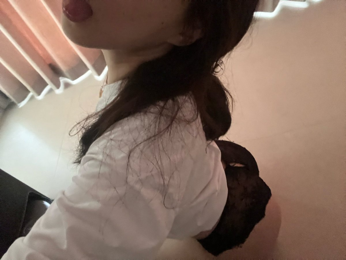 Svyii8's tweet photo. 嘿嘿 https://t.co/oy2yTCahiq