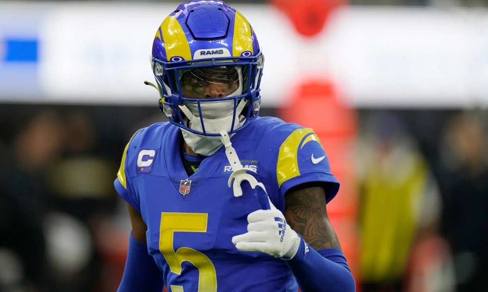 NationalFanLoop's tweet photo. BREAKING NEWS 🚨 

Jalen Ramsey is now a Dolphin after being traded by the Rams for a 2023 3rd round pick and TE Hunter Long.

#NFL #NFLNews #NFLTwitter #NationalFanLoop #JalenRamsey #MiamiDolphins #FinsUp #tradealert #NFLDraftNews #Rams https://t.co/S4jYdSUZjj