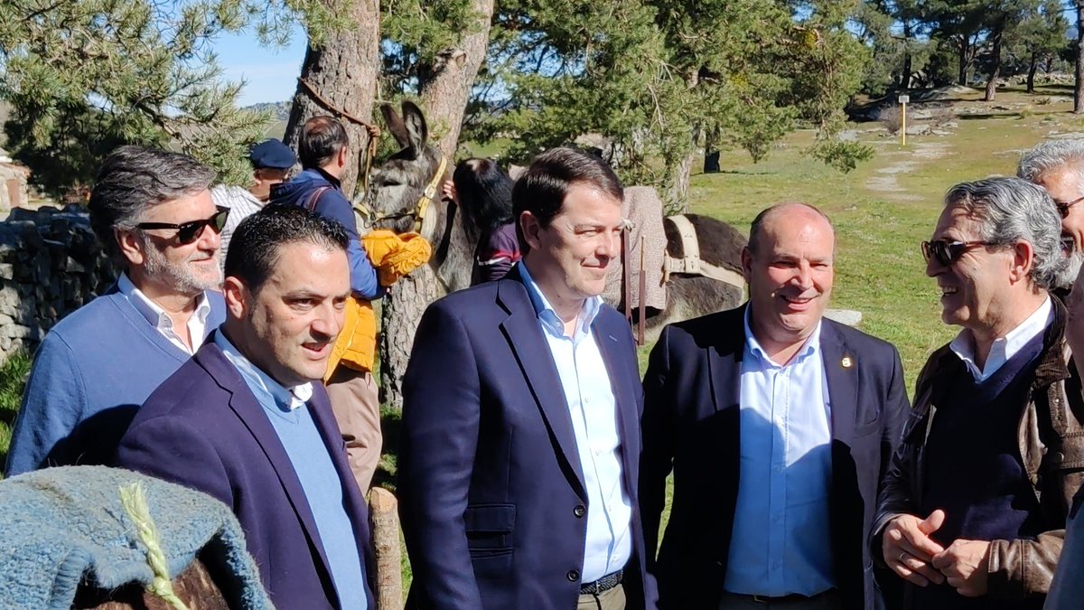 Ayto El Espinar tweet media