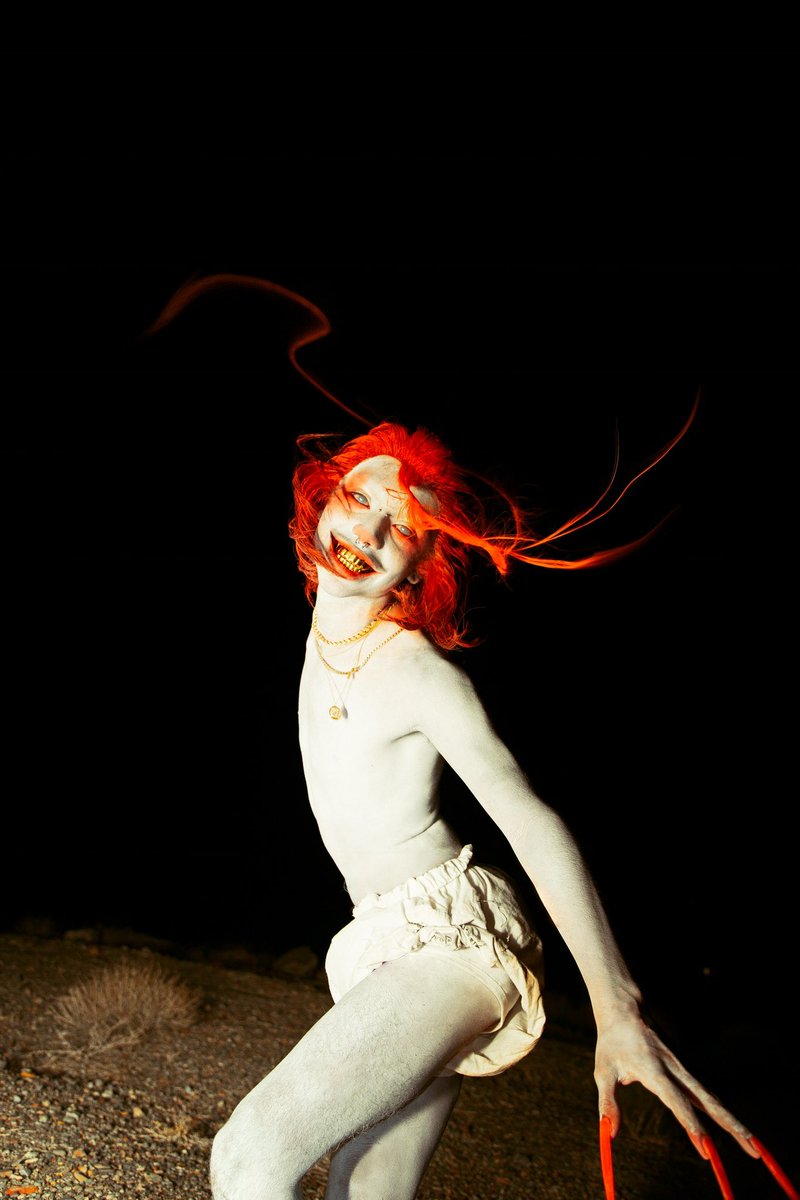 DanielMutton_'s tweet image. Girl hmu let’s shoot something together 😌