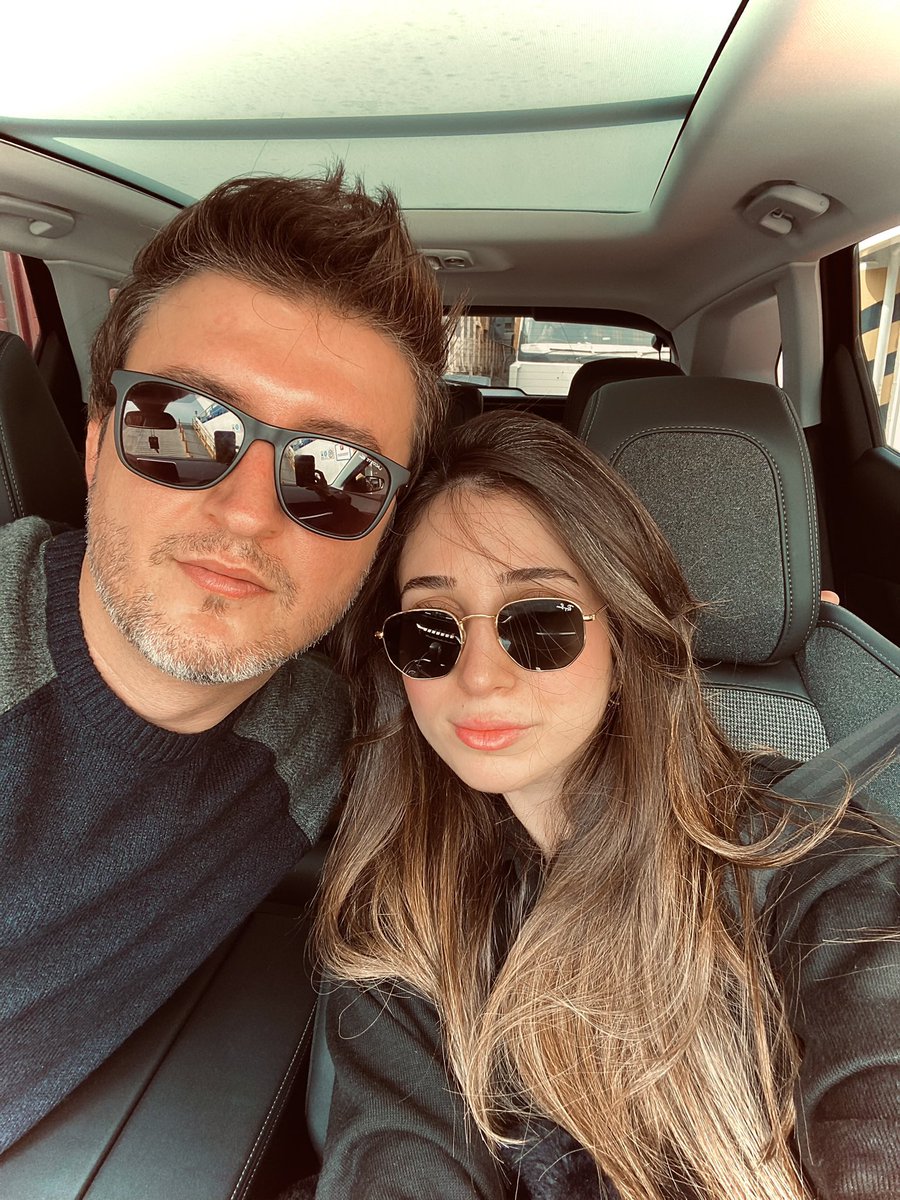 YAVUUZKAYA's tweet photo. @TrkzElif dükkanı kapattık ☀️😎 https://t.co/xeFEPYWE5Z