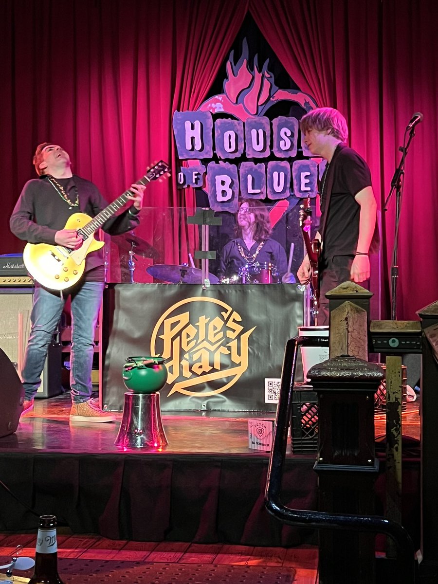 Petes_Diary's tweet photo. Great crowd @HOBChicago last night for #ShamROCKS π
Next up is #ShamRocks the Fox at The Vixen in #mchenryil πΆ
All upcoming shows ππ» https://t.co/afRRt4dKg3
@petedank πΈ @RyanJohnson2112 π₯#MacMcRae π€πΈ https://t.co/UX1WrTEbxk