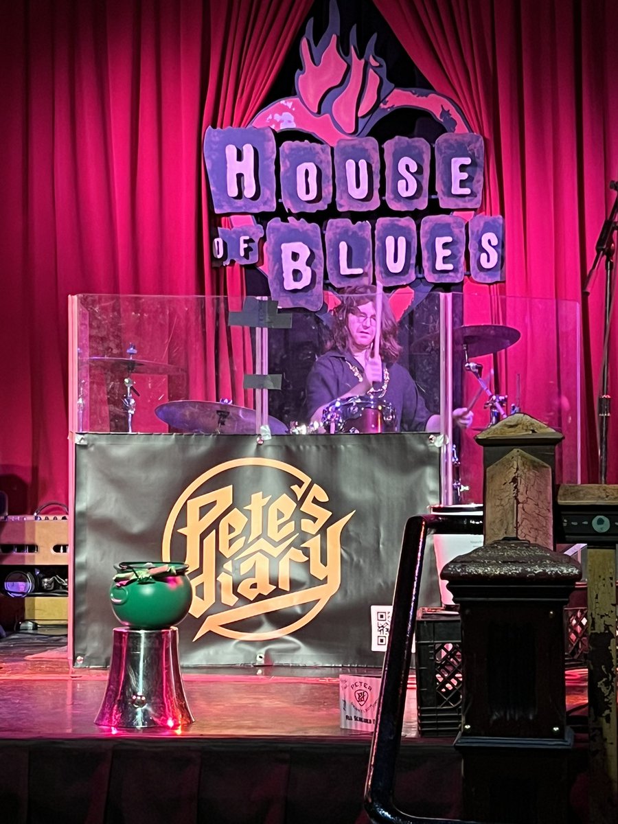 Petes_Diary's tweet photo. Great crowd @HOBChicago last night for #ShamROCKS π
Next up is #ShamRocks the Fox at The Vixen in #mchenryil πΆ
All upcoming shows ππ» https://t.co/afRRt4dKg3
@petedank πΈ @RyanJohnson2112 π₯#MacMcRae π€πΈ https://t.co/UX1WrTEbxk