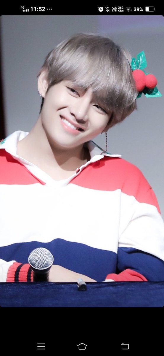 BVaishnavisagar's tweet image. OUR HEART HEALER TAEHYUNG #3YearsWithSweetNight #bestost #BestMusicVideo #YetToCome #BestFanArmy #BTSArmy #iHeartAwards #BTS_Butter #BTS_RunBTS #BTS_Proof #BTSV #SweetNight3rdyearAnniversary #KimTaehuyng