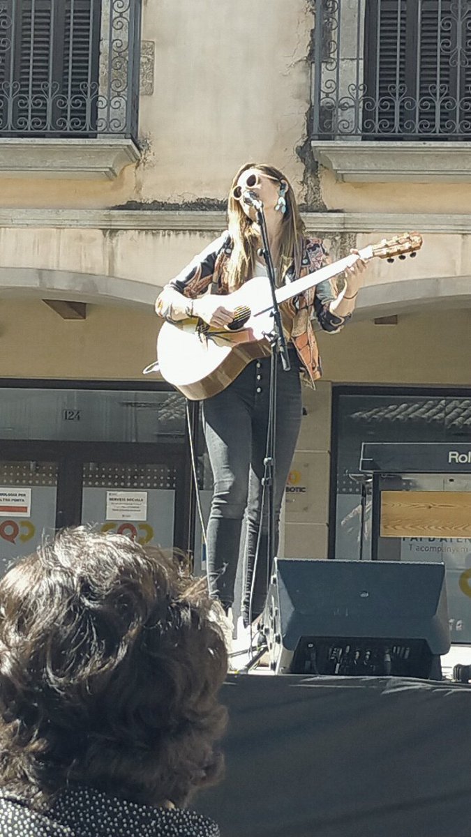 AndyLMfans's tweet photo. Después de lo de hoy te esperamos @OficialConchita el 13/5 en Barcelona @HelenaSerra21 https://t.co/uS8MLjGdCg https://t.co/sFr1QLgcZc