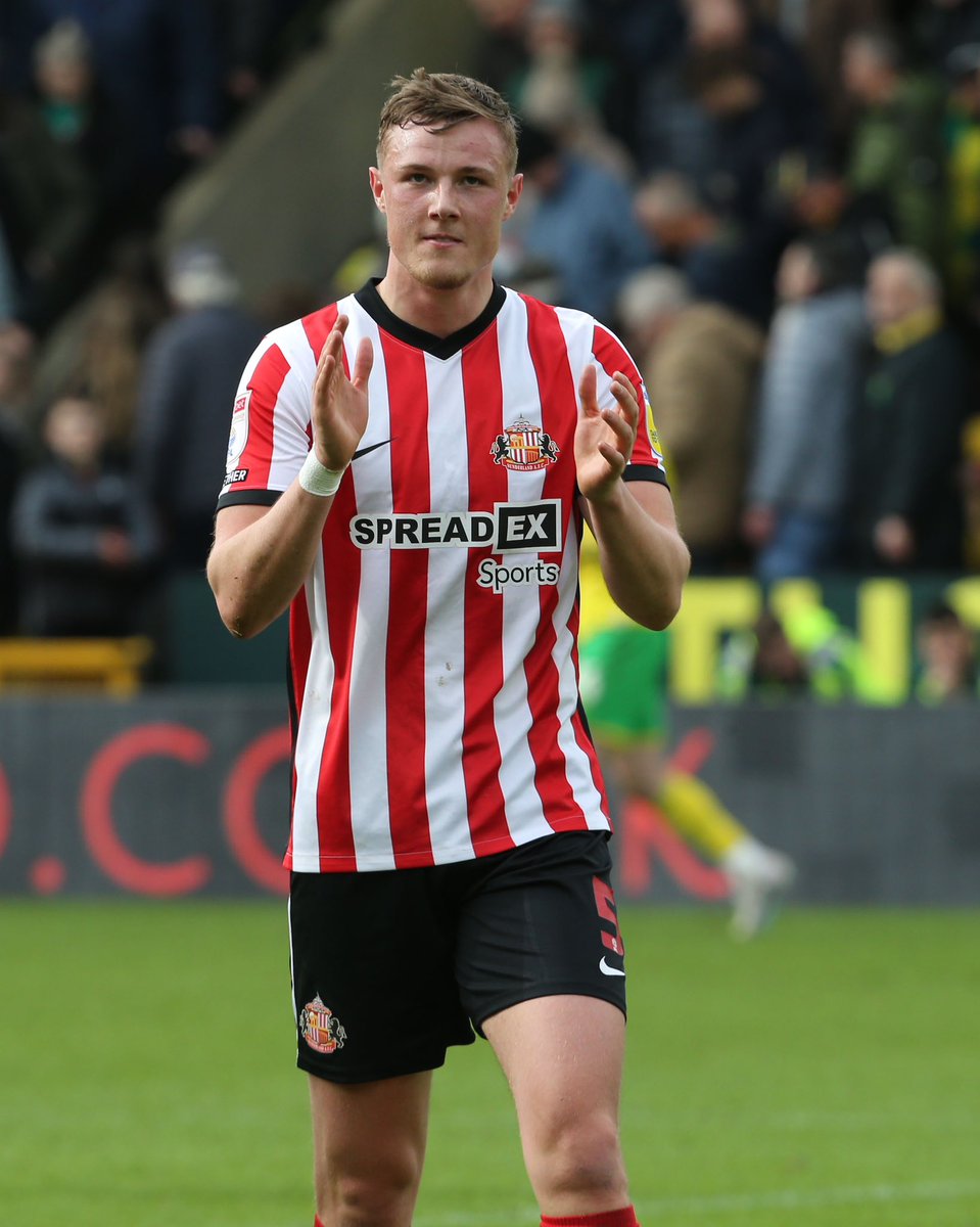 SunderlandAFC's tweet photo. Immense. 

📸 @DG_Ballard, @Danny_Batth 

#SAFC | #NORSUN https://t.co/bcLEQbfZsf