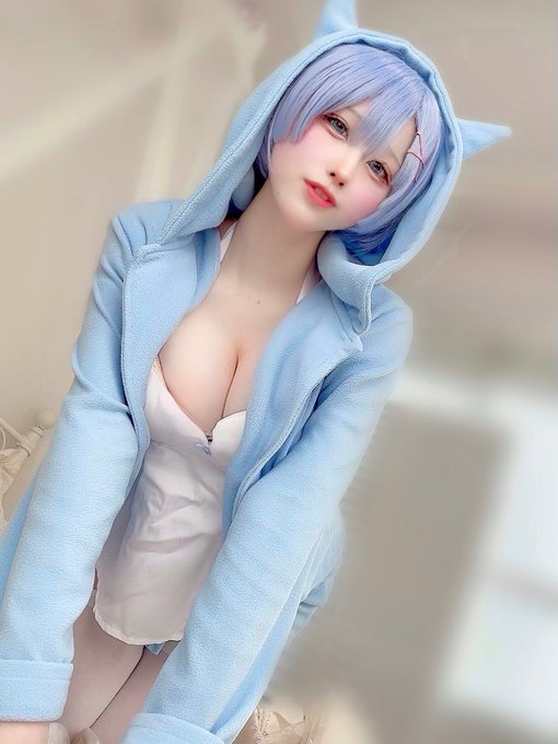 コスプレイヤーゆんのTwitter画像24