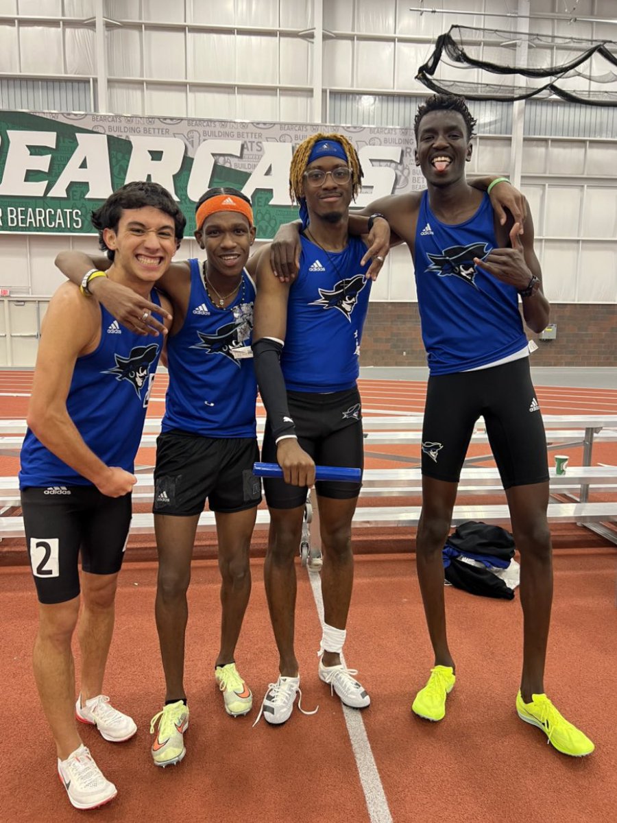 #AGTG I’m blessed to receive a ⭕️ from <a href="/ReiverCC_TF/">IWCC Reiver CC/TF</a> <a href="/TrustMyEyesO/">⭕️FFERTUNITY</a> <a href="/bowievolfb/">Arlington Bowie Football</a> <a href="/CoachBeJackedUp/">Coach Devon Campbell</a> <a href="/dominique_criss/">Coach Dominique Criss</a> <a href="/coachjsam/">Joseph Sam</a> <a href="/WillieCarter34/">Willie Carter 🏈🏈</a>