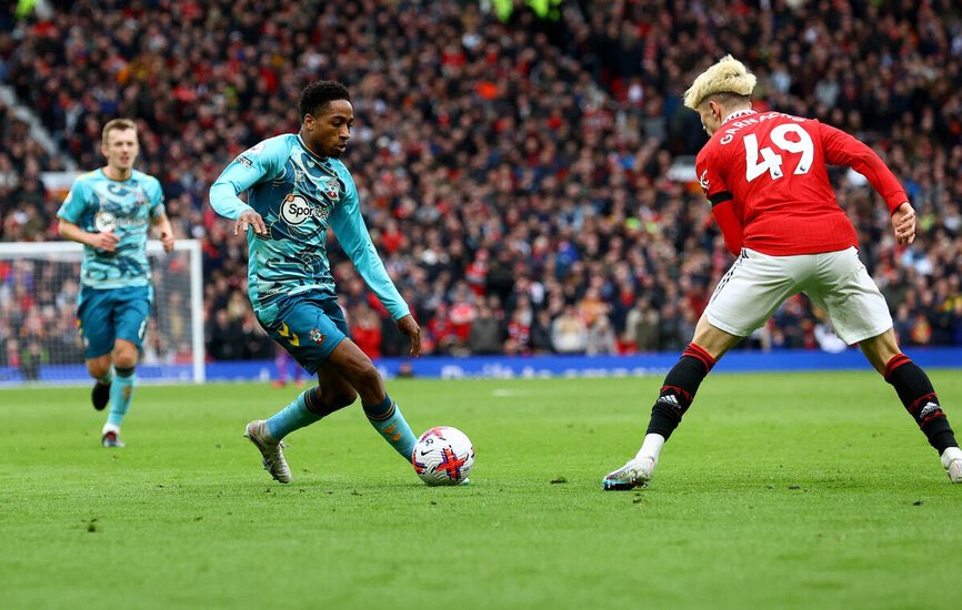 ConnorThomps0n's tweet photo. I find it absolutely disgusting how @KWPeters is being racially abused because of his phenomenal performance.Crawl back under the rock you came from. #RedCardToRacism #saintsfc https://t.co/352d8uIKK3