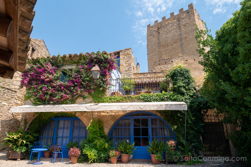 costabrava's tweet photo. 🚙 En coche de Figueres a Barcelona, recorriendo el #GrandTourCatalunya. ¿Te apuntas? ☝️😍
👉 https://t.co/or1Mx5B2Ge
✍️ @SltCnmg
#inCostaBrava @catexperience @turisme_gi @baixemporda_tur @Aempordaturisme https://t.co/CSEgNpixoR