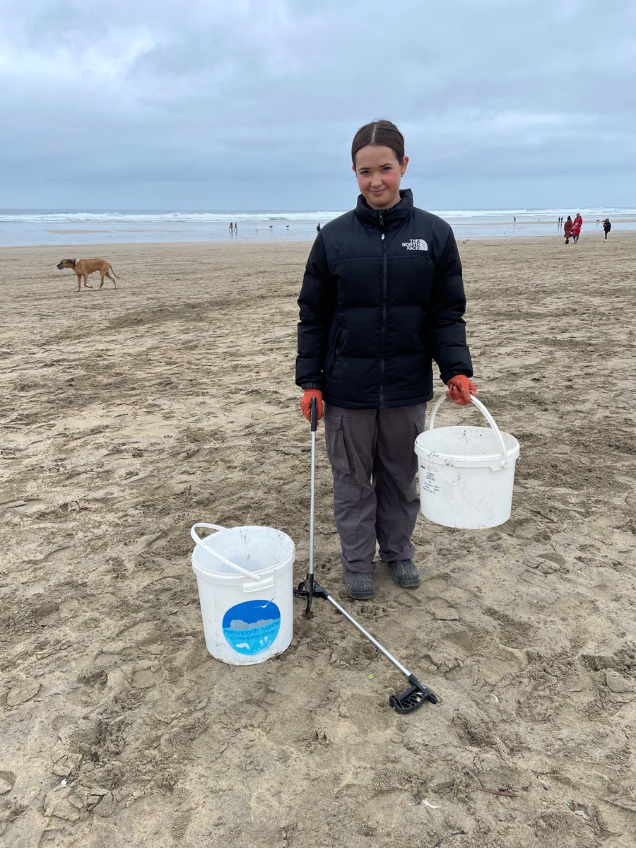 JoleesHo's tweet photo. Perranporth beach clean. https://t.co/Pzdd5InKPB