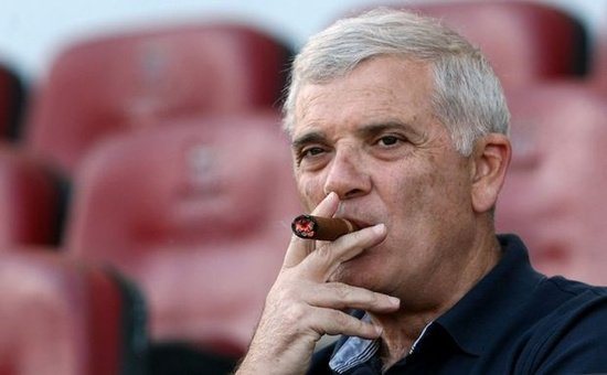 apos_tolis's tweet photo. Πρωτάθλημα τσεκ ✔️ #aekfc #aekoly #AEKOLY https://t.co/rSwLSsKSss