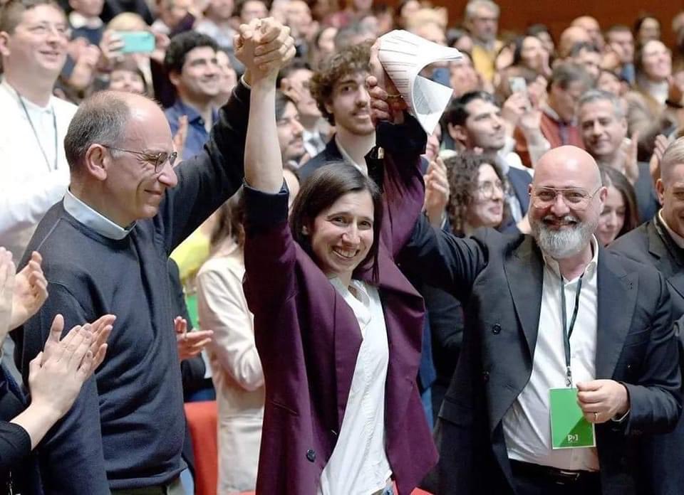 VictoriaOluboyo's tweet photo. Oggi è stata ufficialmente nominata @ellyesse dall’assemblea nazionale Segretaria del @pdnetwork 

Grazie @ellyesse per la fiducia e avermi nominata come membro della Direzione del Partito Democratico.

Avanti verso il nuovo Pd!
#partedanoi https://t.co/JjHEuC344x