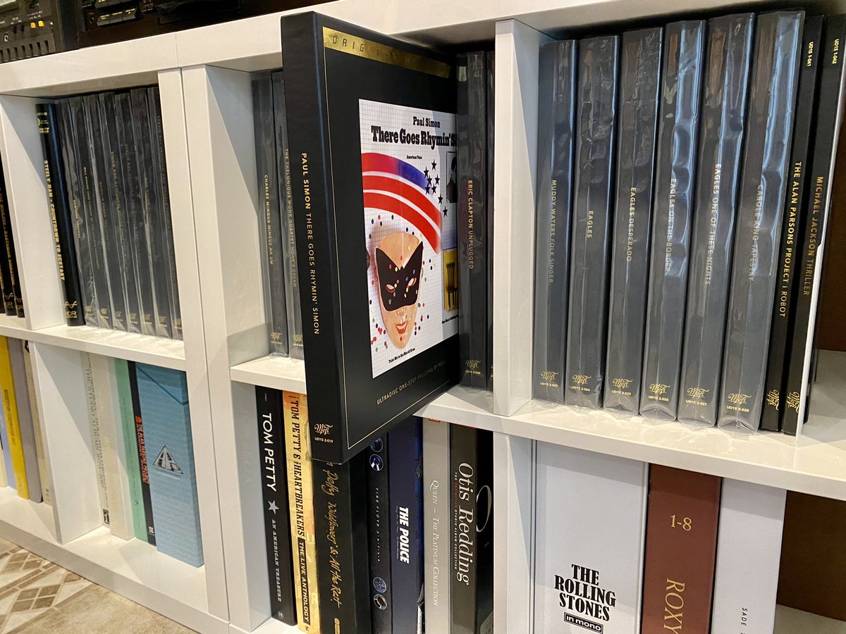 Mobile Fidelity’s latest UltraDisc One-Step release: Paul Simon “There Goes Rhymin’ Simon”, originally released in 1973. This one gets everything just right. 

<a href="/mofisoundlab/">Mobile Fidelity Sound Lab</a> #audiophilevinyl #vinylrecords <a href="/PaulSimonMusic/">Paul Simon</a> <a href="/RockSolidShow/">RockSolid</a>