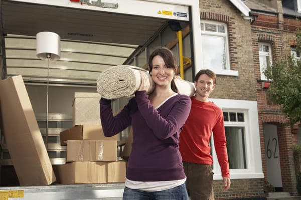 JCooopp's tweet photo. Keep your belongings safe during a #relocation with help from these packing tips for a #movingtruck.  https://t.co/qQJvaMUKtC https://t.co/LM3gDj0iwB