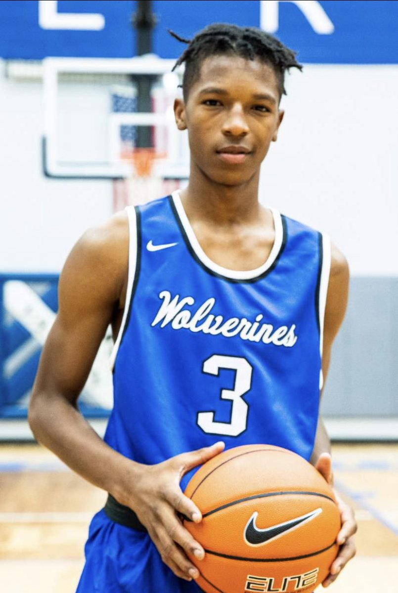 vashon_bball's tweet image. Congratulations to 2021 Alum @TheBigTickettt on punching his ticket to the NCAA Tournament!! #vside #family1st