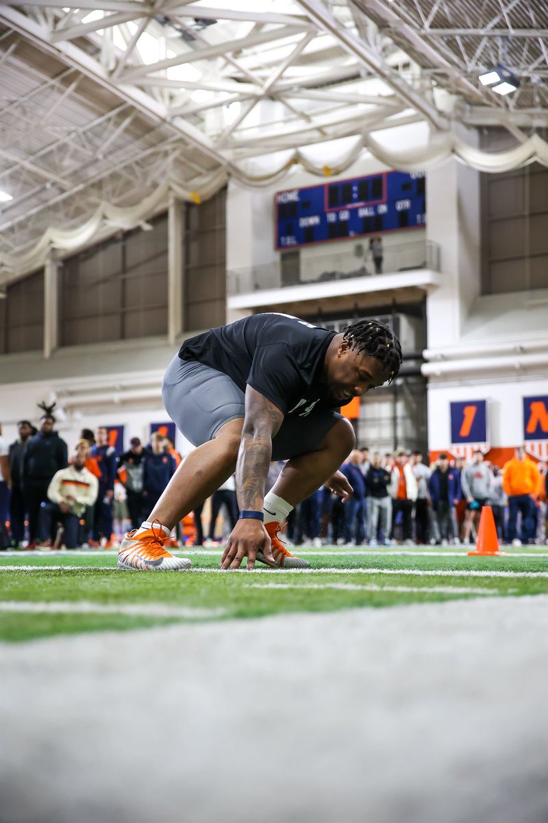 Jamal4425's tweet photo. My time is now, it’s been too long I’m tired of waiting💰

#proday #nfldraft #mph https://t.co/25AJVjVtOF