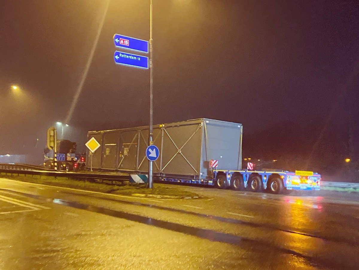 BelgoPilotsBE's tweet photo. Lets post some photos in between all the work. 📷

🇳🇱🇧🇪🇱🇺🇫🇷🇩🇪

#uitzonderlijkvervoer #uitzonderlijktransport #convoiexceptionnel #transportexceptionnel #exceptionaltransport #abnormalload #schwertransport #bredlast #langlast

✉️ pilots@belgopilots.be
🌐 https://t.co/xTDY7FJxjL https://t.co/4jzoxv3sb1