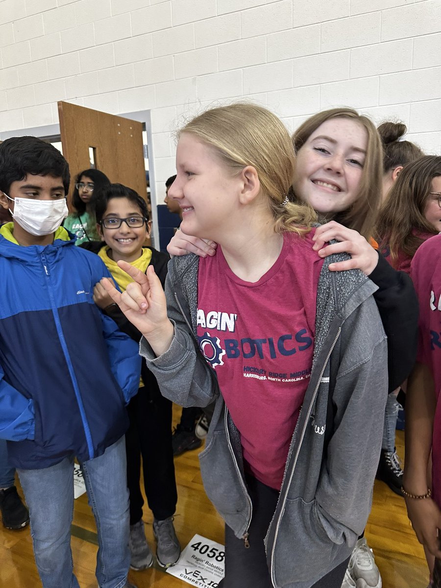 efmoore's tweet photo. Some of my absolute favorite parts of yesterday! Strong showing by #TeamRagingRobotics - I’m a huge fan all of them! #ProudCoach #40586ABCDEH @RaginRobotics @hickoryridgemid @TimTaylorHiRMS @CcsVex https://t.co/QFcMRHBoLm