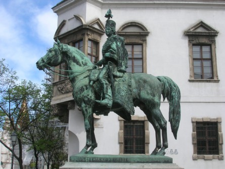 BudapestTrips's tweet photo. Andras #Hadik died 12nd March 1790. He was born as a simple nobleman but due to his intelligence he rose steadily in the military hierarchy and gained fame for his brave actions using tricks and surprises. https://t.co/QW7sYdS0L1