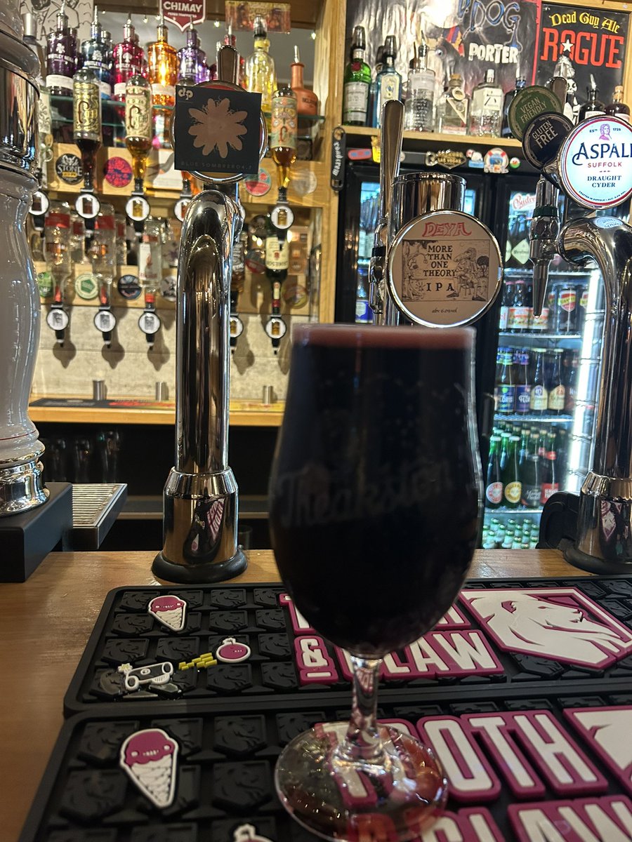 Lush night and at a gig for the first time in forever 😊 #newcastle