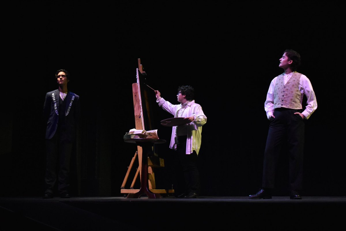 hollinstheatre's tweet photo. It’s closing night for “The Picture of Dorian Gray”! This is a show you won’t want to miss🎭We hope to see you there!

#hollins #hollinsuniversity #hollinstheatre #hutheatre #doriangray #thepictureofdoriangray https://t.co/ekE0ds935j