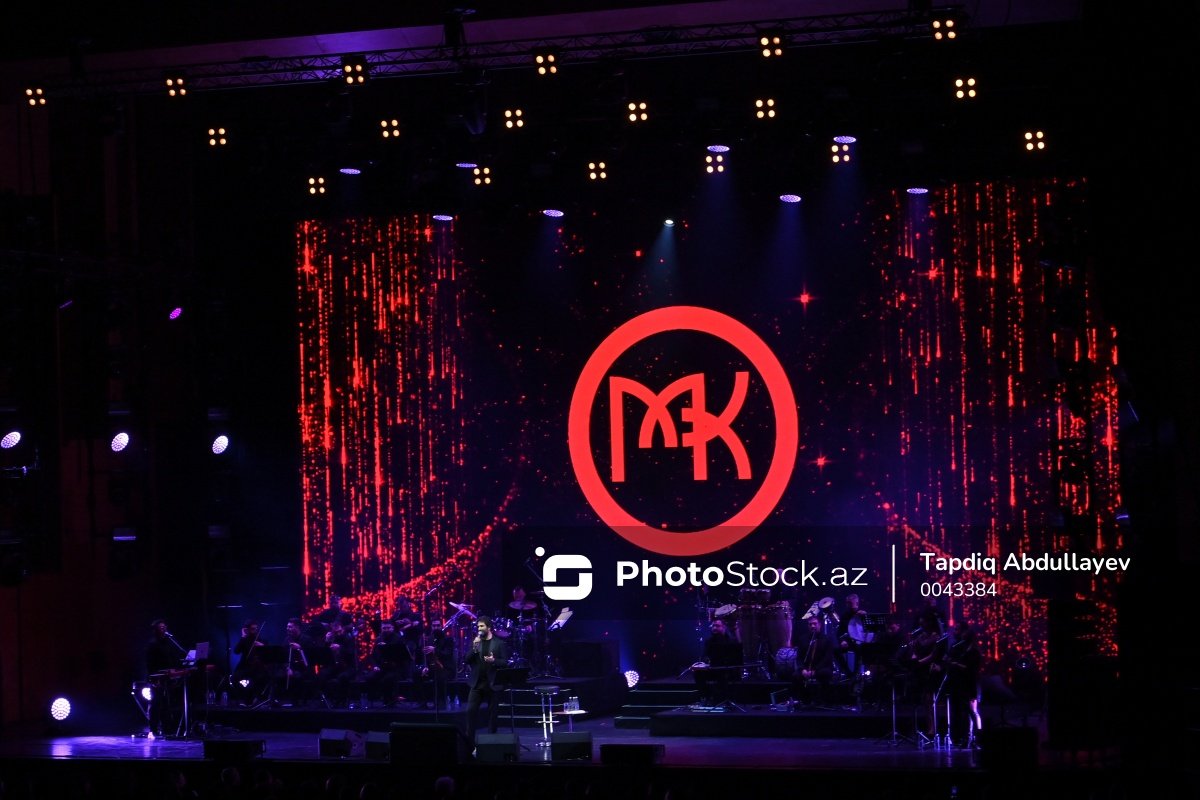 PhotoStockaz's tweet photo. Türkiyəli müğənni Mahsun Kırmızıgülün Bakı Konqres Mərkəzindəki konserti
#mahsunkırmızıgül #konsert #azərbaycan #photo #Stock #Azerbaijan #Baku #turkishsinger #singer #music #concert
🎤 Ətraflı: https://t.co/MZ2RLoUEyD https://t.co/1Ct4WQDQYf