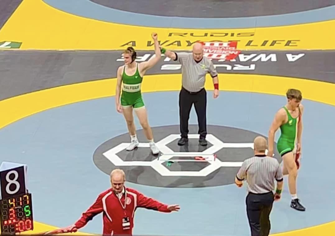 MrScott_Minerva's tweet photo. 🌟 Malvern Sophomore Tyson Clear Finished in 4th Place at the OHSAA Division III State Wrestling Championships-157 Weight Class! 
⭐️ All Ohio Honors! 
⭐️ 48 Win Season! 
Congratulations! Go Hornets! #MalvernPride @MalvernWrestle @inter_valley @EastDistrictAB @J_MillerTV https://t.co/ZNPIx9Zo9w