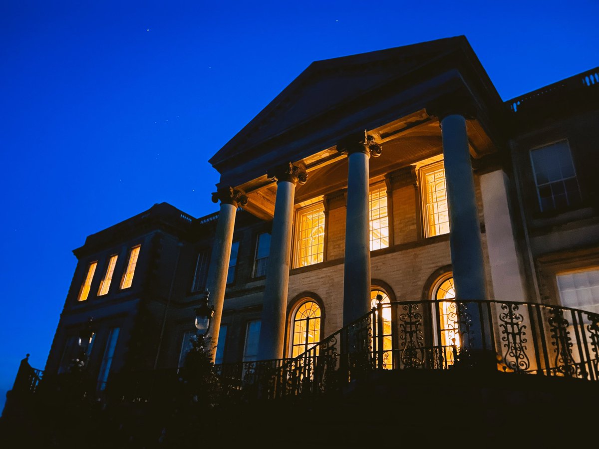 We love the warm welcome of Ragley’s portico on a wintry evening! We have some new availability in Winter 2023, so enquire today about hosting your event by calling 01789 762090 or dropping an email to events@ragley.co.uk