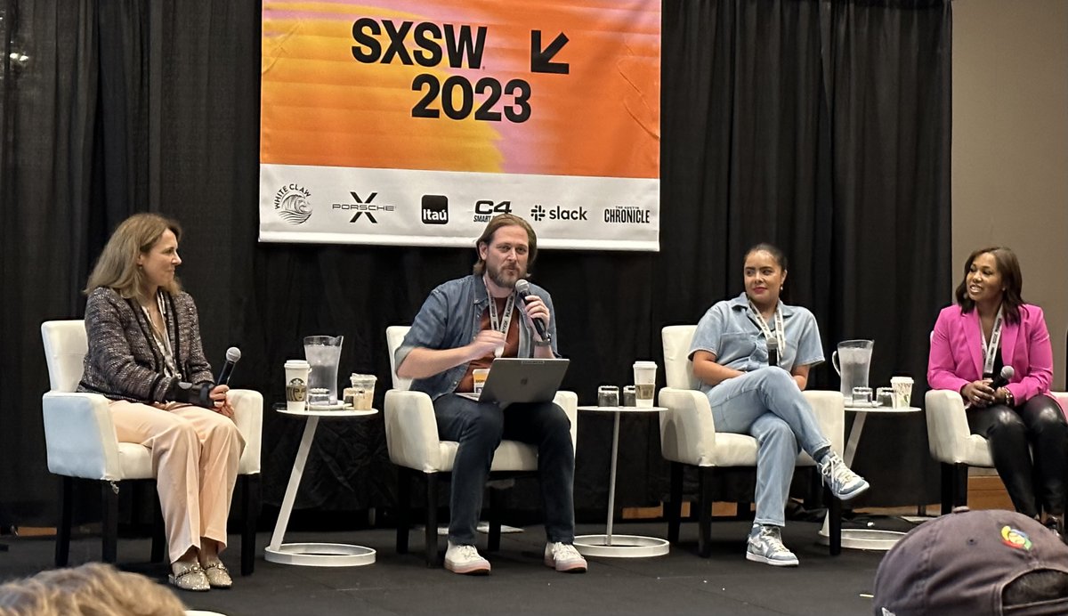 Agendae12's tweet photo. Digging the Indie Agency panel at @sxsw #indieagencysxsw https://t.co/vpdc3NxMAt