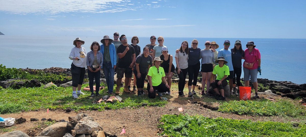 Team Beer Lab supporting BLH Project at the Freeman Seabird Preserve volunteer day! 

There's nothing better than some hard work, followed by a nice cold beer!🍻

#LivePonoDrinkOno