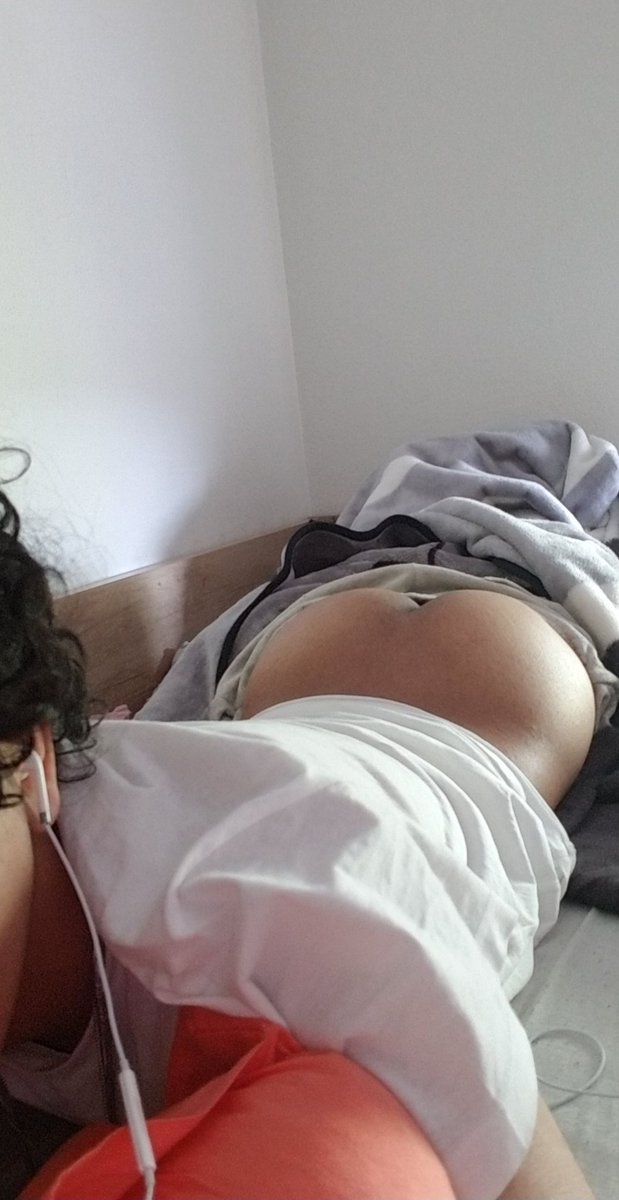 faglyon's tweet photo. ça fait si longtemps qu'on s'est pas occupé de mon petit cul 🤭 (glisse dans mes dms si t'es sur lyon)

#lyon #gay #passif #soumis #sub #bottom https://t.co/kAsU8pGyNO