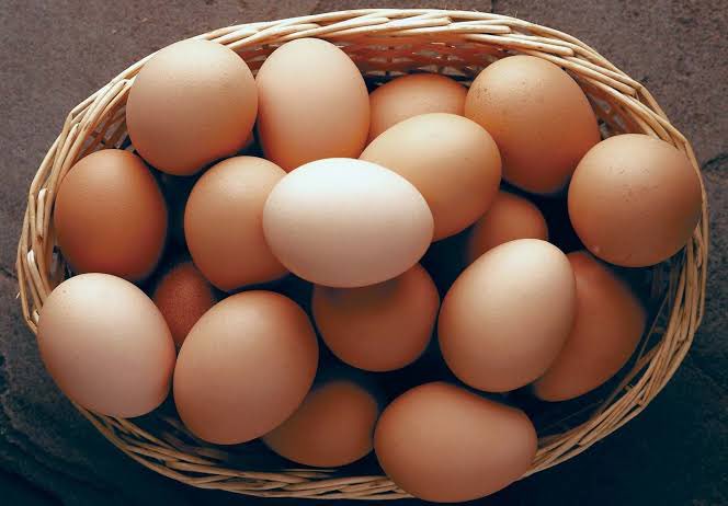 thesomidee's tweet photo. Guess the word | #picturepun https://t.co/kKB9omNTNH